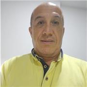 Profesor de matemáticas para clases de primaria y de bachillerato